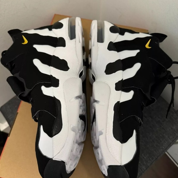 Size 11 Nike Air Diamond Turf DT Max 96 Deion Sanders main image 5